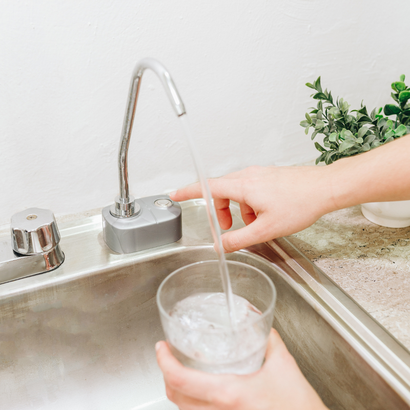 Dispensador de agua  con llave para tarja